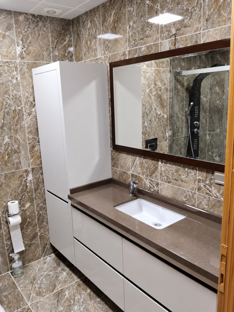 Adnan Kahveci Lake Banyo Dolabı Projemiz